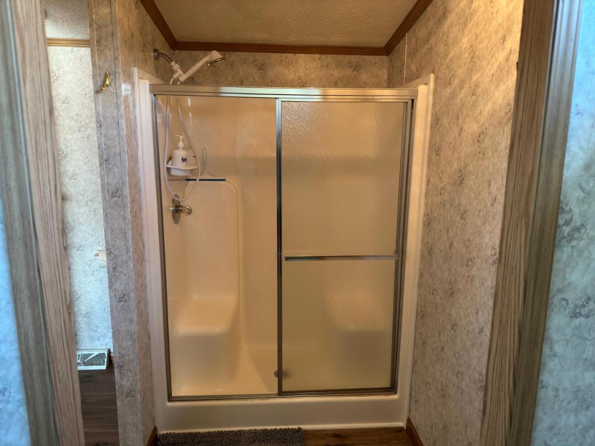 Spacious Cozy Getaway ! King Bed, Game Room, Out Door Patio Cairo Exterior foto